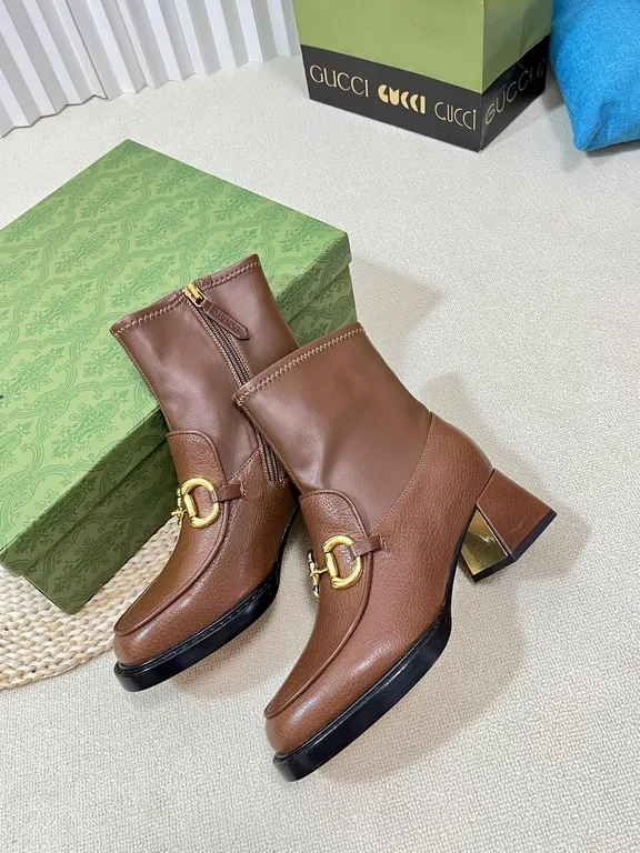 Gucci Shoe 